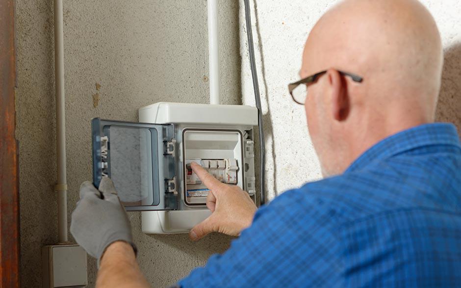 électricien devis gratuit Issou